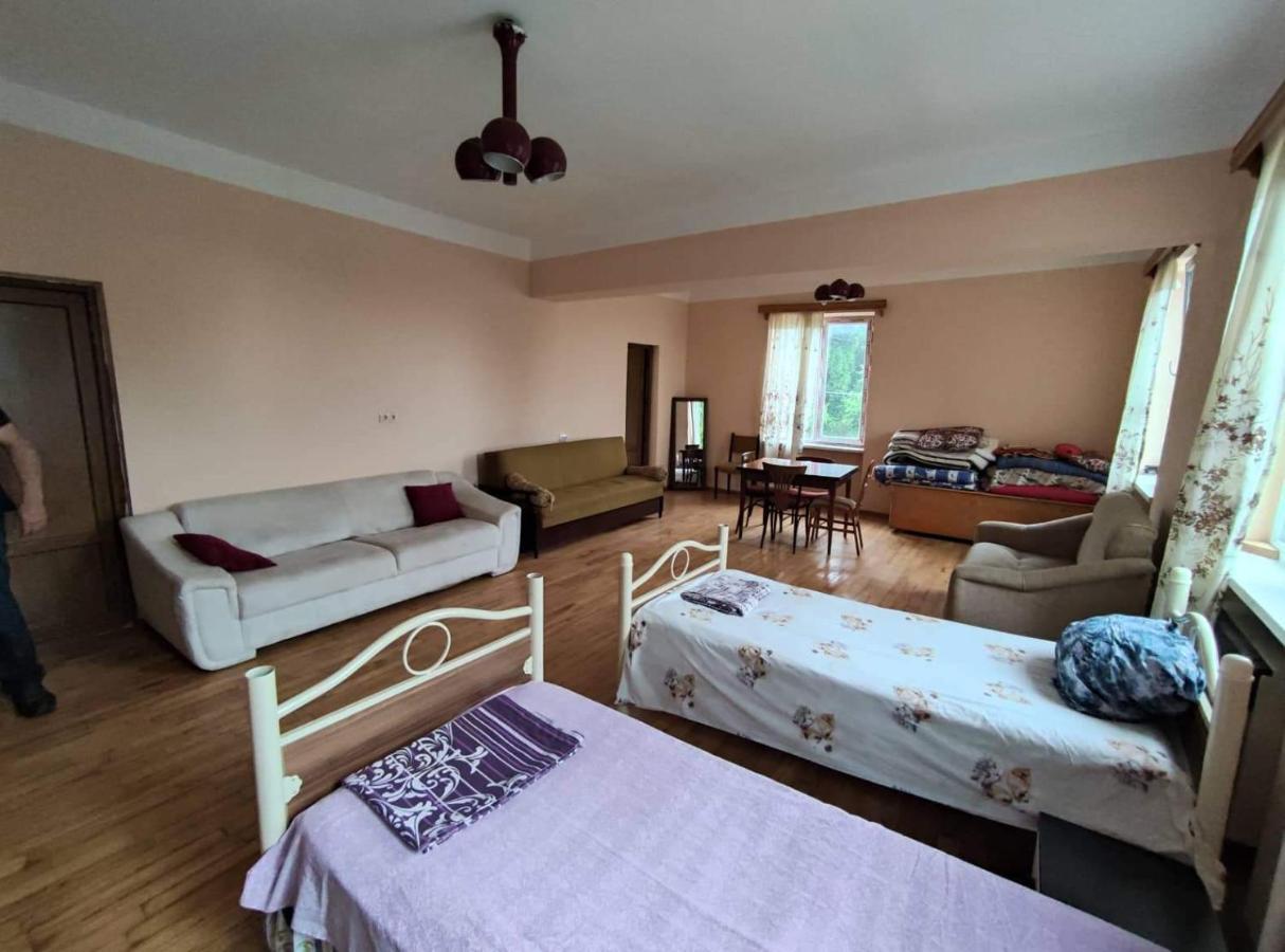 Hostel On The River Batumi Exterior photo